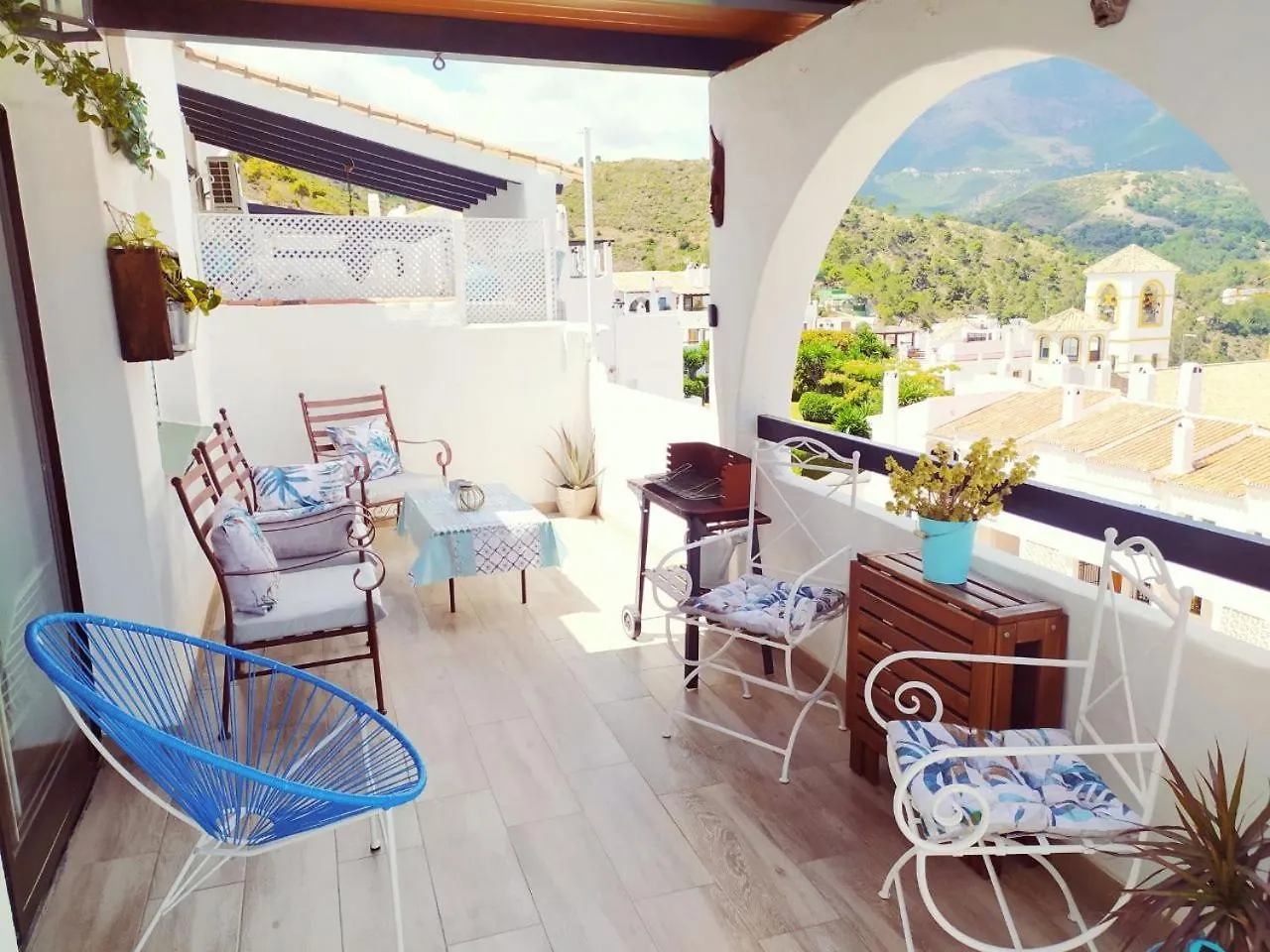 Attic Costa Del Sol Apartment Benahavis 0*,  Spain